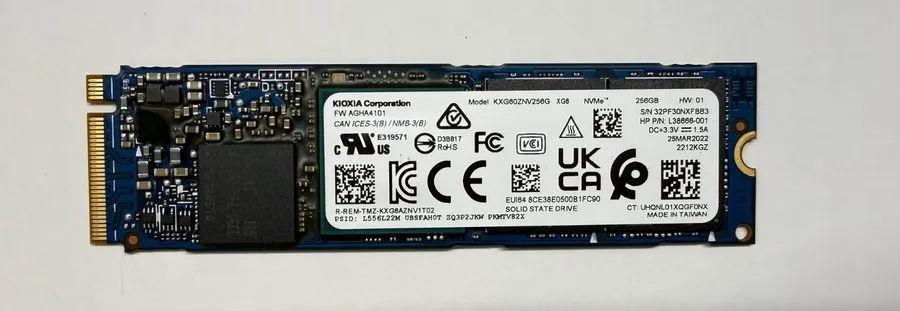 SSD-накопитель x Kioxia (Toshiba) XG6 256GB NVMe M.2 2280 SSD (KXG60ZNV256G)