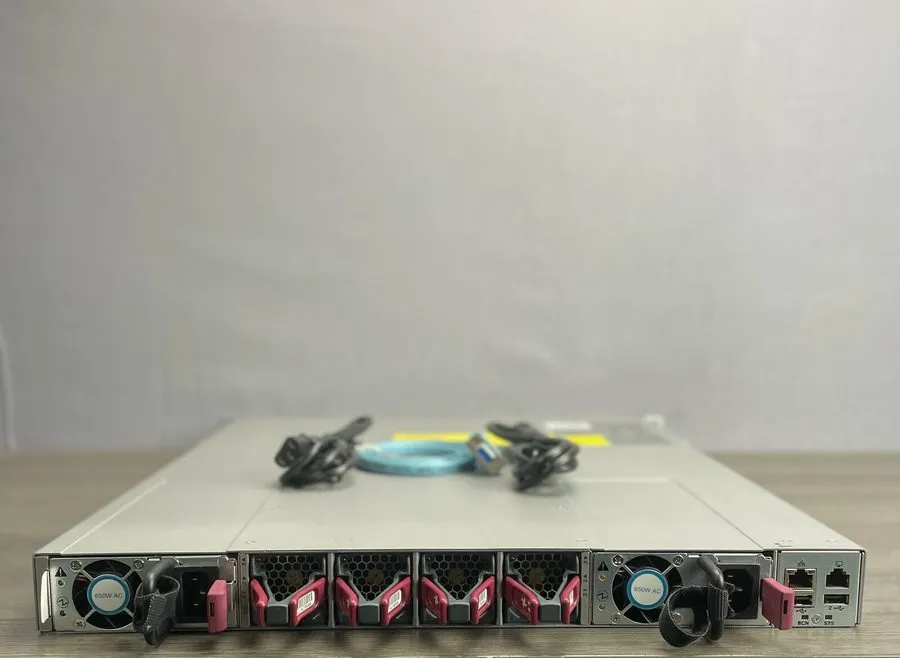 Коммутатор Cisco Nexus N9K-C9372TX-E 48 Port 1/10G-T 6 Port 40G QSFP+ Front-to-B