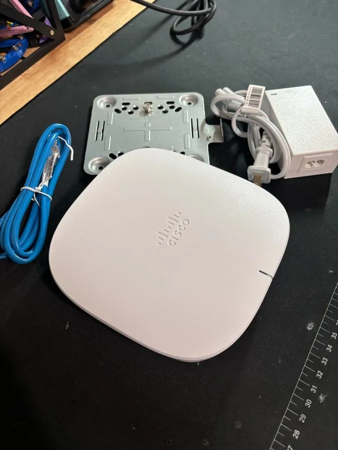 Точка доступа Wi-Fi Cisco CBW150AX-B 150AX Gigabit Wireless Access Point
