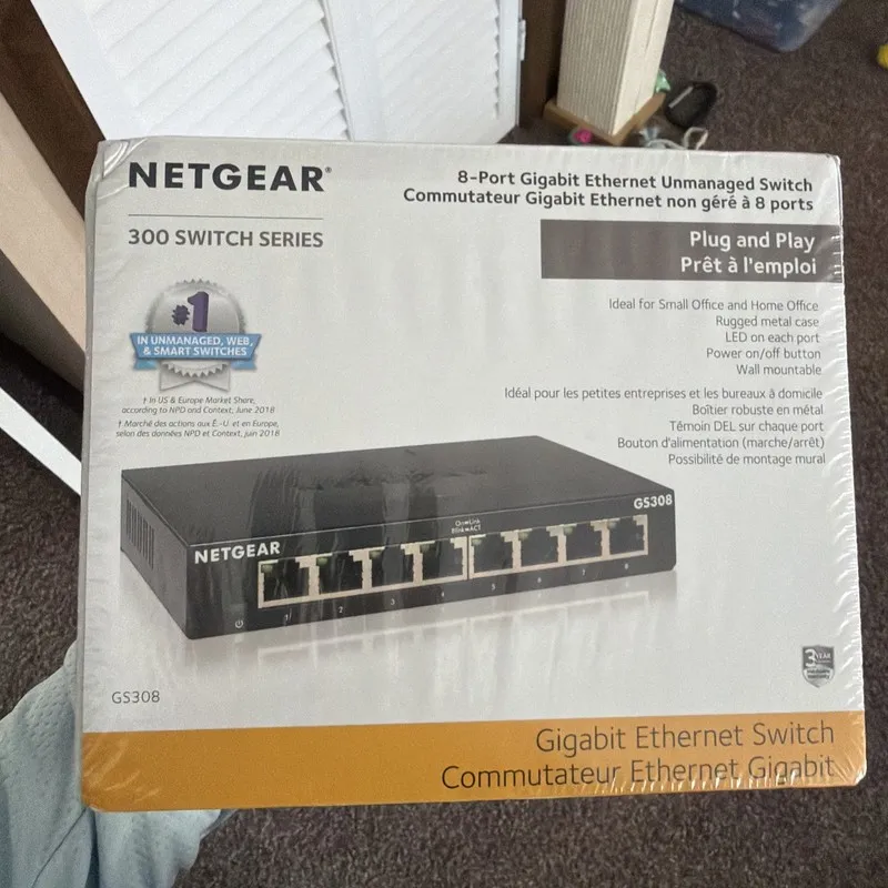 Коммутатор NETGEAR GS308 GS308-300PAS 8-Port Gigabit Ethernet Unmanaged Switch