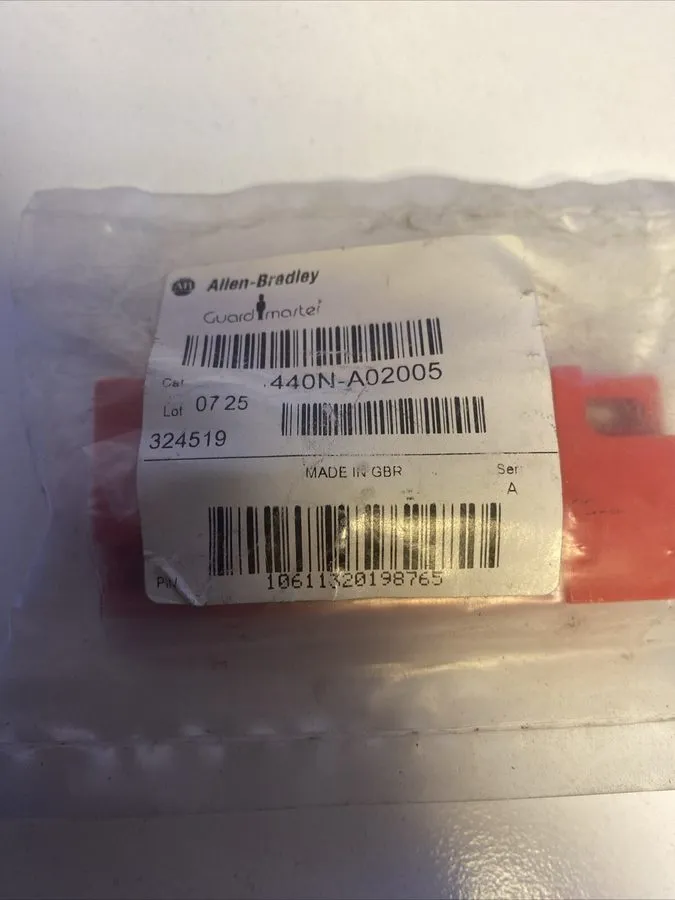 Реле безопасности Allen Bradley 440N-A02005 Guardmaster Non-contact Actuator — фото лота 2