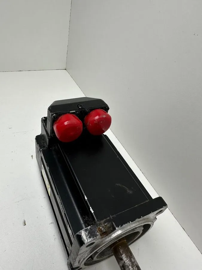 Серводвигатель Allen Bradley MPL-A320P-MK22AA Kinetix AC Servo Motor