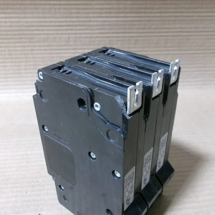 Автоматический выключатель EDB34110 Square D 110 Amp 480V 3 Pole 18kA@480V Bolt