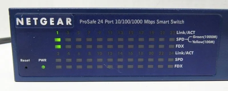 Коммутатор NetGear ProSafe 24-Port Gigabit Network Smart Switch GS724Tv2