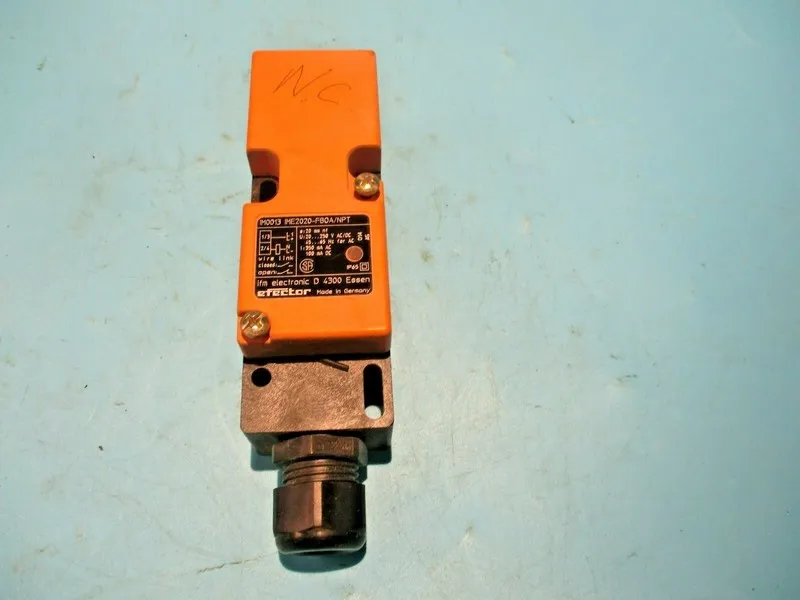 Датчик приближения ones IFM IM0013 Sensor&Proximity Switch