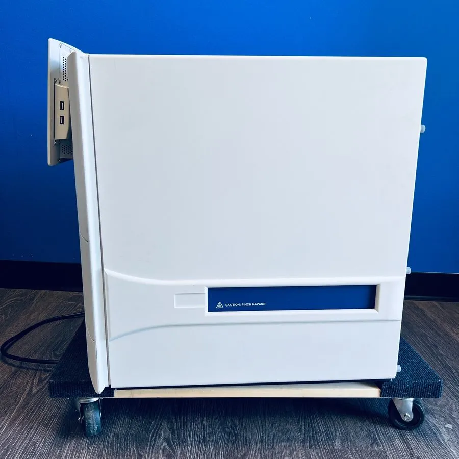 Амплификатор Applied Biosystems 4453552 ViiA 7 Real-Time 384-Well Six-Color PCR 