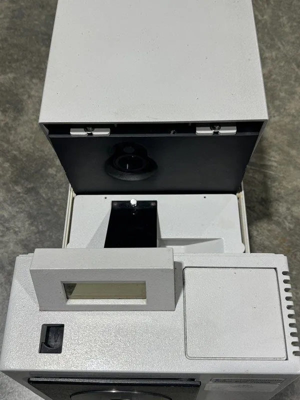 Спектрофотометр X-RITE GRETAG MACBETH COLOR EYE 7000A SPECTROPHOTOMETER CE7000A — фото лота 3