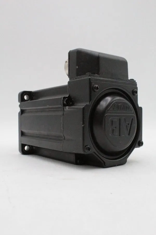 Серводвигатель Allen Bradley MPL-A320P-MK22AA Kinetix AC Servo Motor