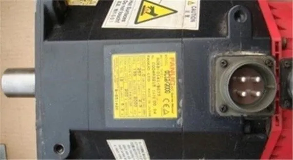 Серводвигатель Fanuc A06B-0075-B303 AC Servo Motor 1.2kw 153V 2000rpm