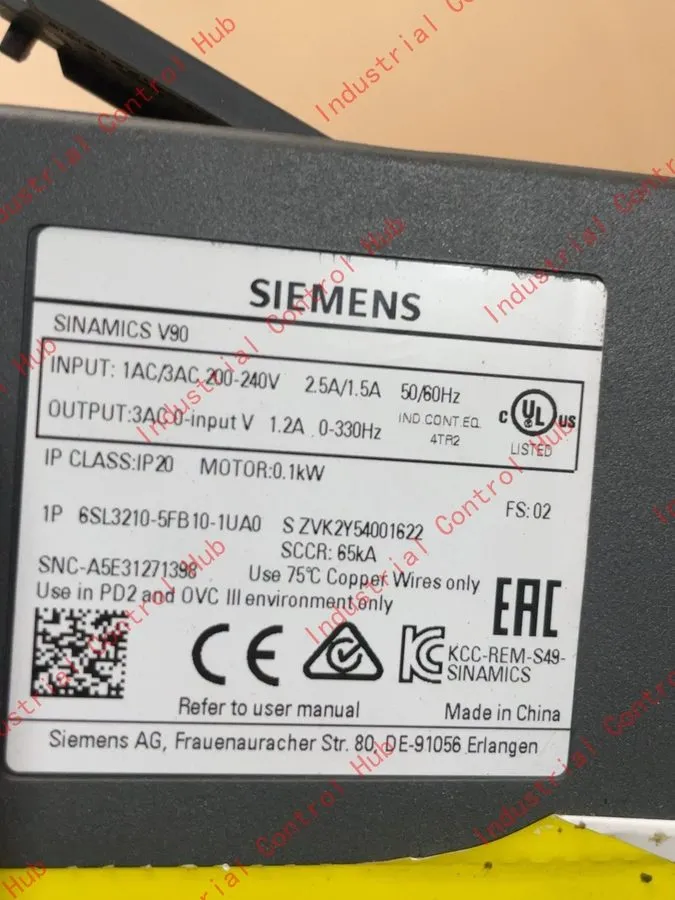 Сервопривод Siemens SINAMICS V90 6SL3210-5FB10-1UA0 Inverter Servo Drive 0.1 kW