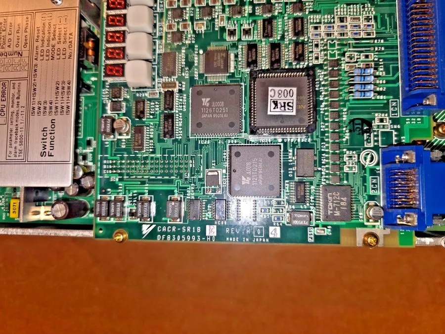Сервопривод Yaskawa Servopack CACR-SR15BE12G-E