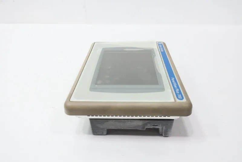 Панель оператора Allen Bradley 2711P-T7C4D9 PanelView Plus 6 700 Color/Touch 6.5