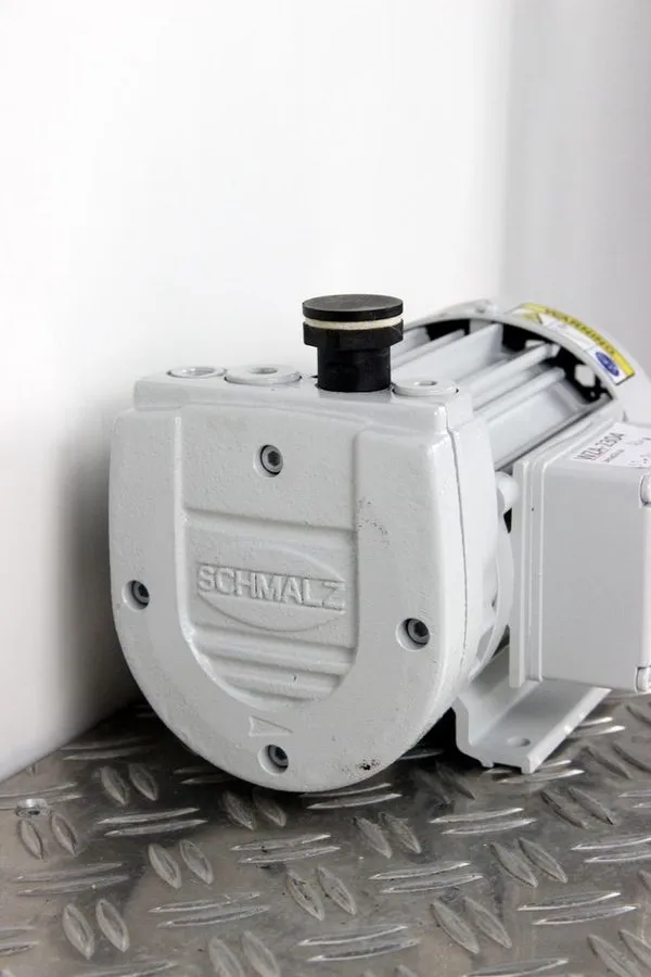 Насос SCHMALZ EVE-TR4 AC Vacuum Pump 0.21 kW -850 mbar — фото лота 2