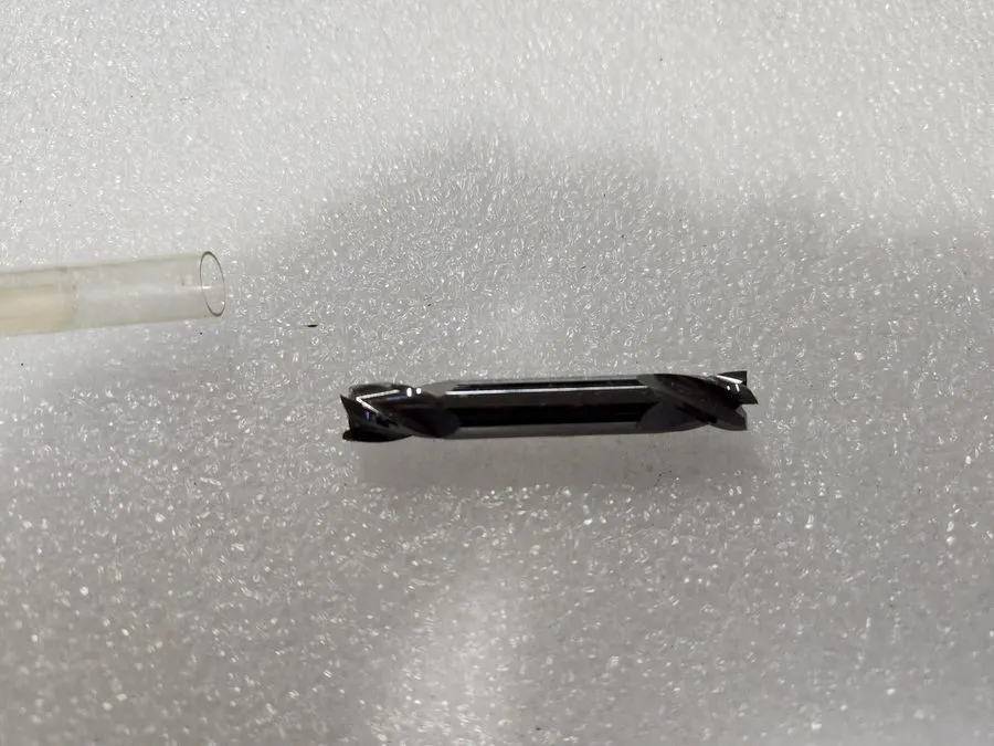 Режущий инструмент 3/8" 4 Flute Double End Carbide End Mill AlTiN Coated EMC-070 — фото лота 1