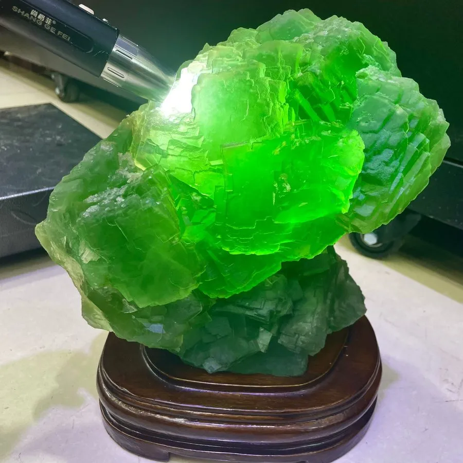 Лабораторный прибор 30.36LB TOP Natural cube green fluorite Quartz Crystal Miner