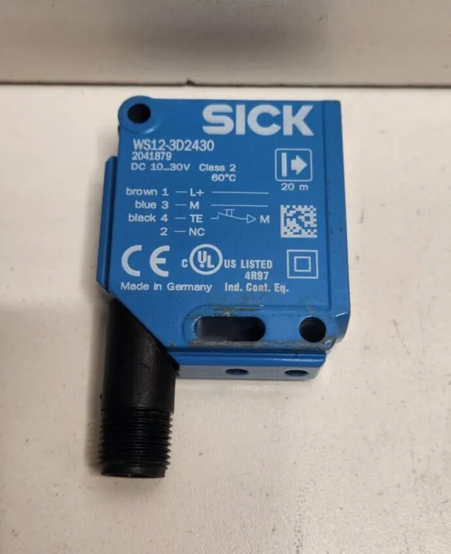Фотоэлектрический датчик SICK 30V PHOTOELECTRIC SENSOR WS12-3D2430 I-283