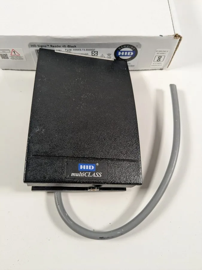 Оборудование видеонаблюдения HID Signo 40NKS-T3-004XQ7 ER 40 BLACK