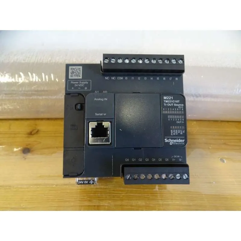 ПЛК Schneider Modicon TM221C16T M221 16 I/O Transistor PNP Controller