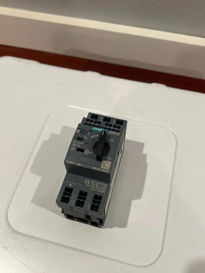 Автоматический выключатель SIEMEN Motor protection circuit breaker 3RV2011-0HA25
