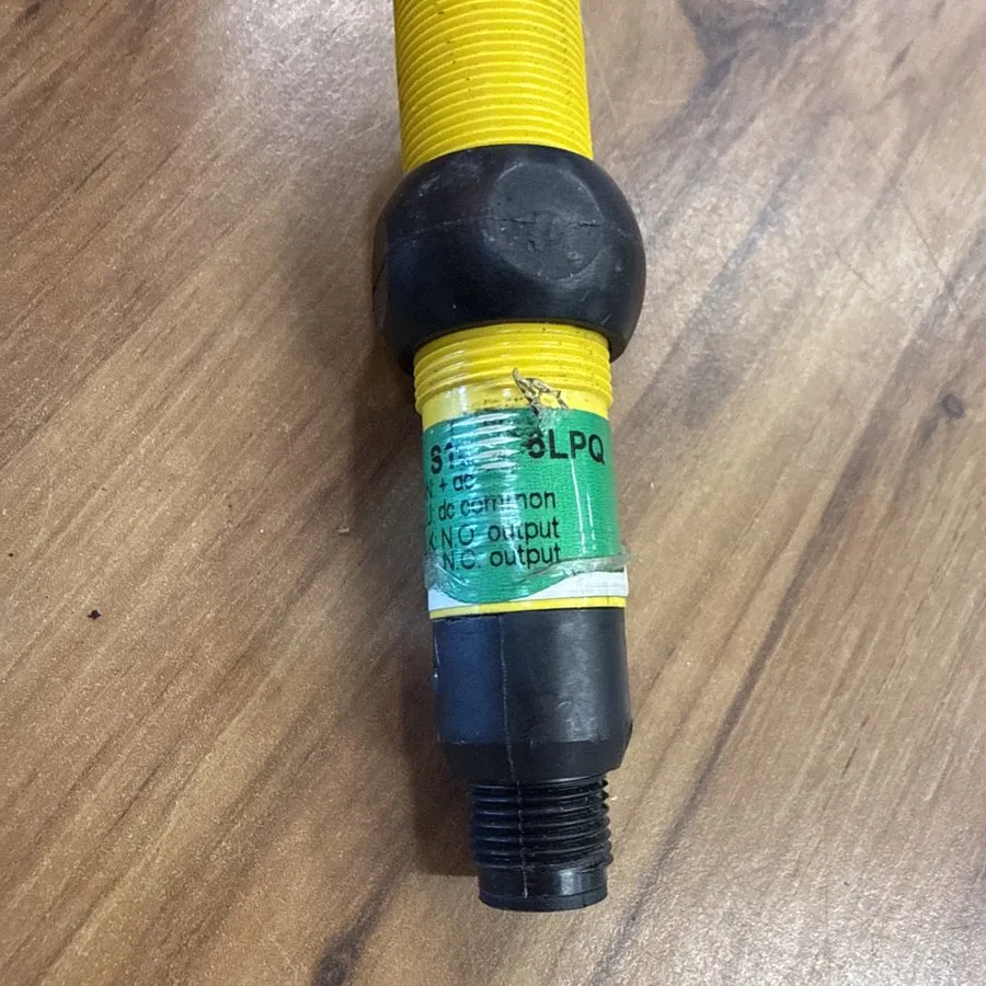 Фотоэлектрический датчик Banner S18SP6LPQ Photoelectric Sensor Diffuse PNP Outpu — фото лота 1