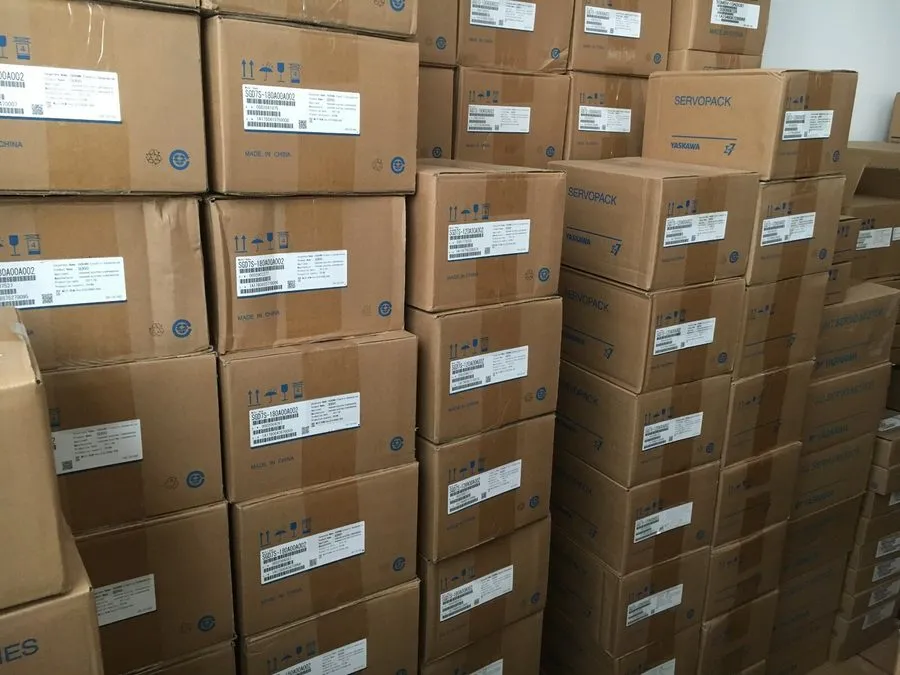 Сервопривод Yaskawa Servo Drive SGD7S-2R8A00A