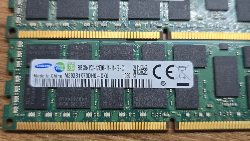 Модуль памяти Samsung M393B1K70DH0-CK0(/YK0) DDR3 1333MHz PC3-12800R 2Rx4 RDIMM 