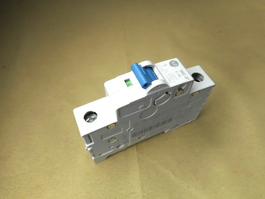 Клеммник Allen Bradley 1492-SPM1C030 Ser D Supplementary Protector 3A