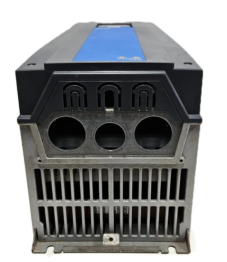 Частотный преобразователь 0100-3L-0046-4HVAC+EMC4