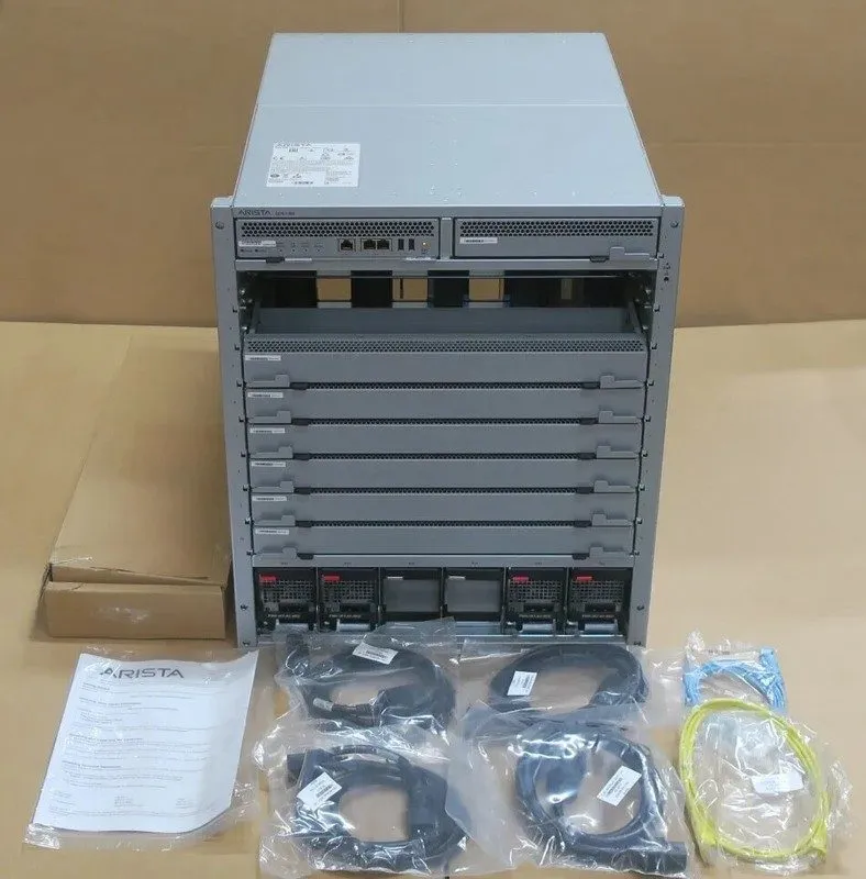 Коммутатор Arista DCS-7308 8-Slot Switch Chassis 2x EM-7300X-32Q-LC 1x EM-7300-S