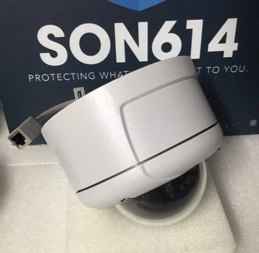 Камера Pelco IMS0DN10-1V Security IP Color Camera W/ .5MP 2.8-10mm Vandal-Proof — фото лота 1