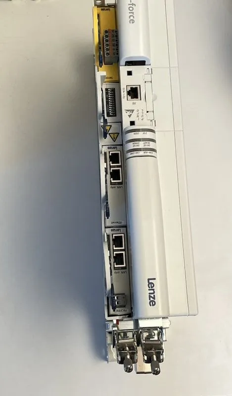 Сервопривод Lenze E94ASHE0044 Servo Drive