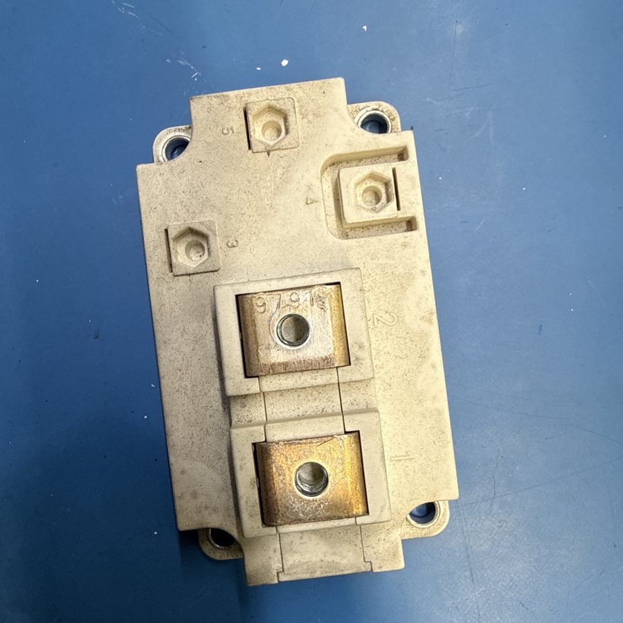 Фото лота BYM600A170DN2 от продавца №94642