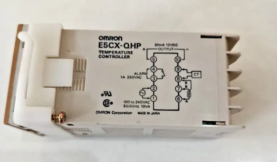 Датчик температуры OMRON E5CX-QHP TEMPERATURE CONTROLLER FREESHIP — фото лота 1