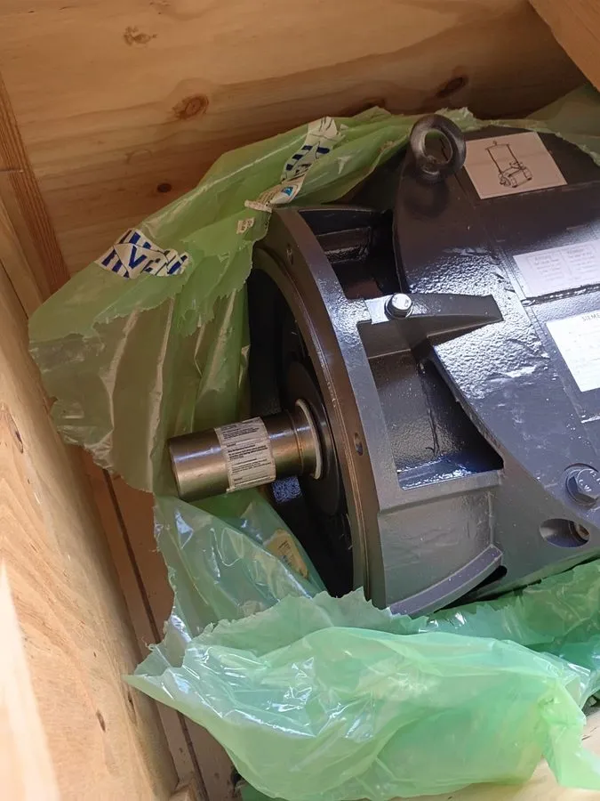 Электродвигатель Siemens 147hp Extruder Motor 1PH8224-1HF13-2AA1-Z 1500 RPM TO 2