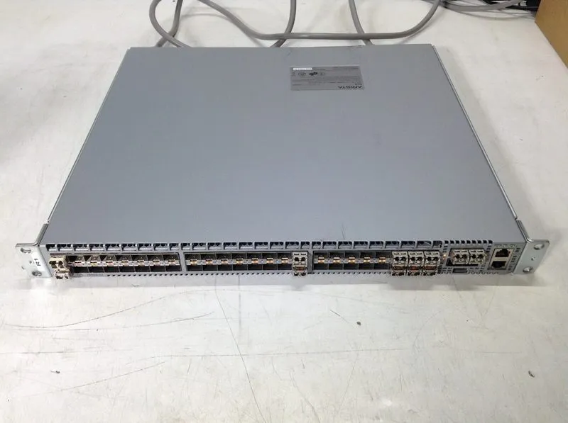 Коммутатор Arista DCS-7050S-52 52-port 10GBE switch