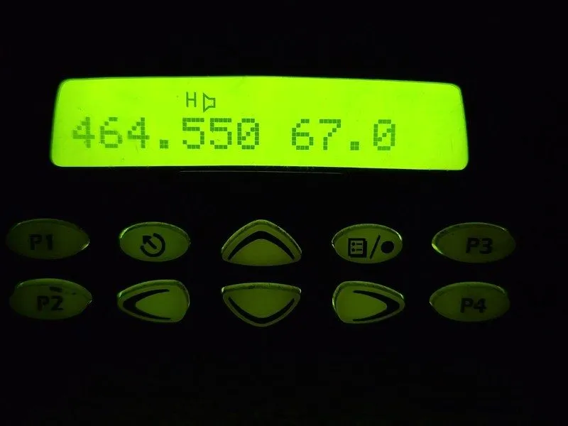 Радиостанция MOTOROLA CDM1550 LS+ MOBILE RADIO 403-470 UHF 25 WATT 16 CH GMRS HA