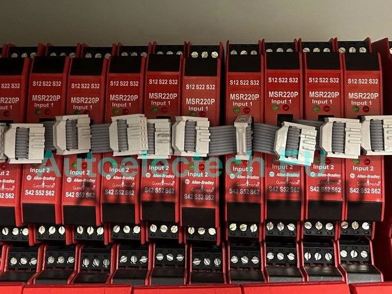 Реле безопасности Allen-Bradley Guard Master MSR220P 440R-H23178