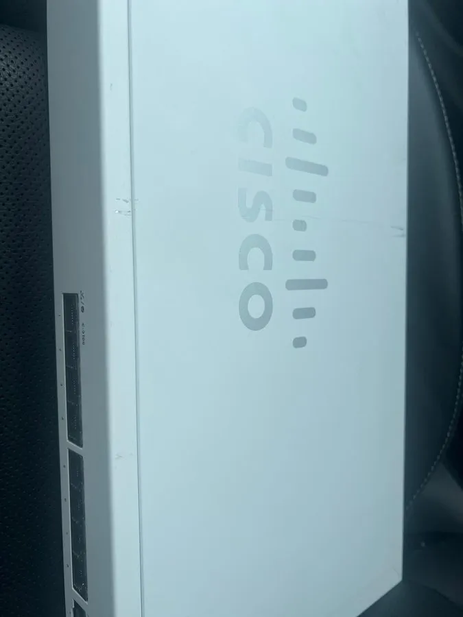 Коммутатор Cisco CBS350-8XT