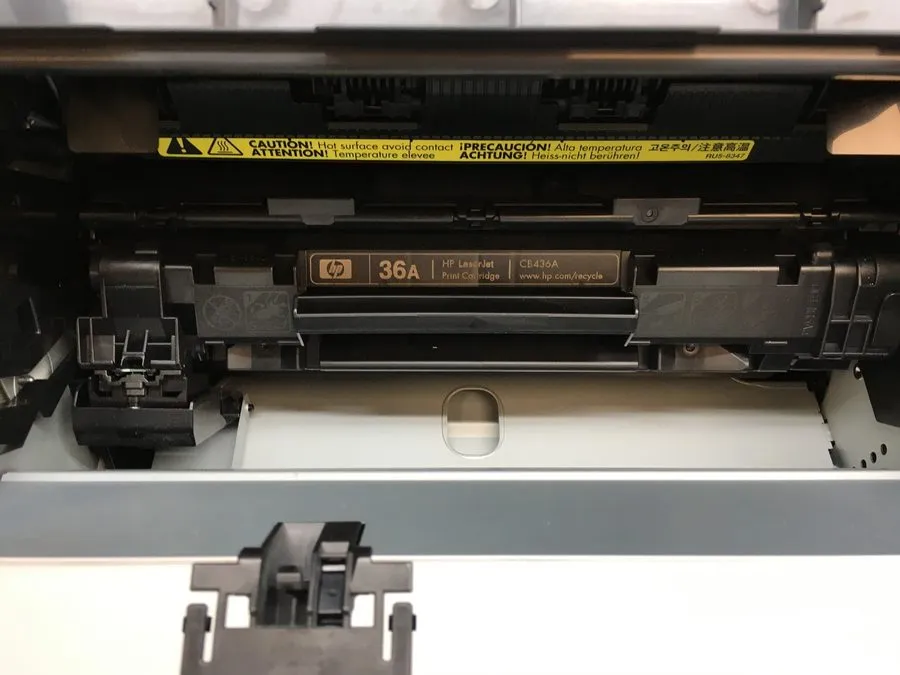 Лазерный принтер HP LaserJet P1505 Monochrome Laser Printer CB412A 22K Pg Ct Ton