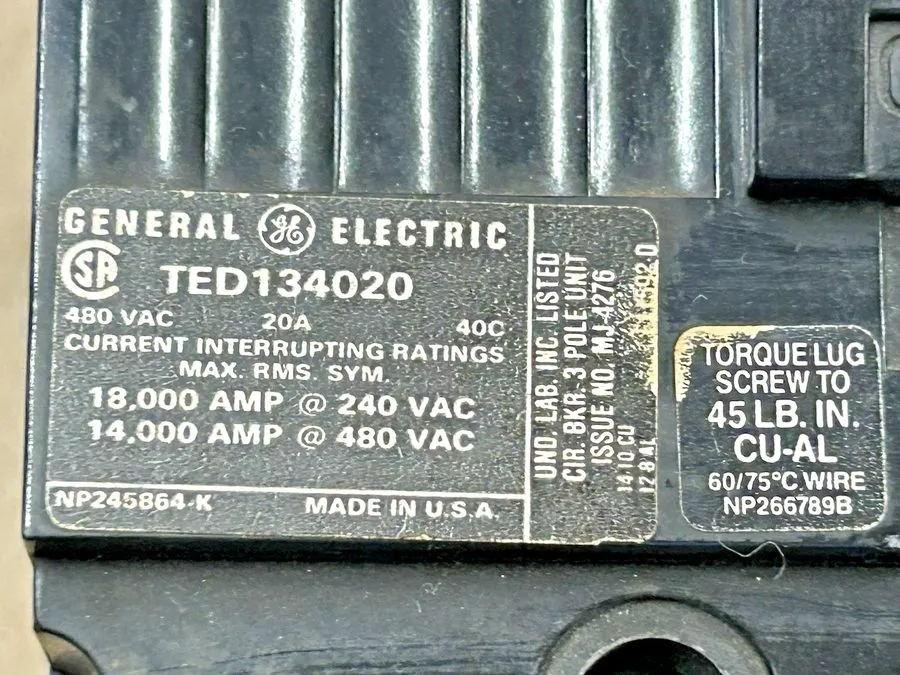 Автоматический выключатель GE TED134020 20-Amp 3-Pole Industrial Circuit Breaker — фото лота 1