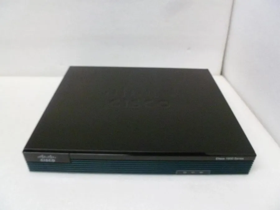 Маршрутизатор Cisco 1921/K9 V05 Router with Two WIC 1DSU T1 Modules and Brackets