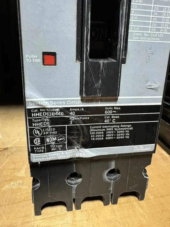 Автоматический выключатель Siemens HHED63B040 40A 3-Pole 600V Sentron Series Cir