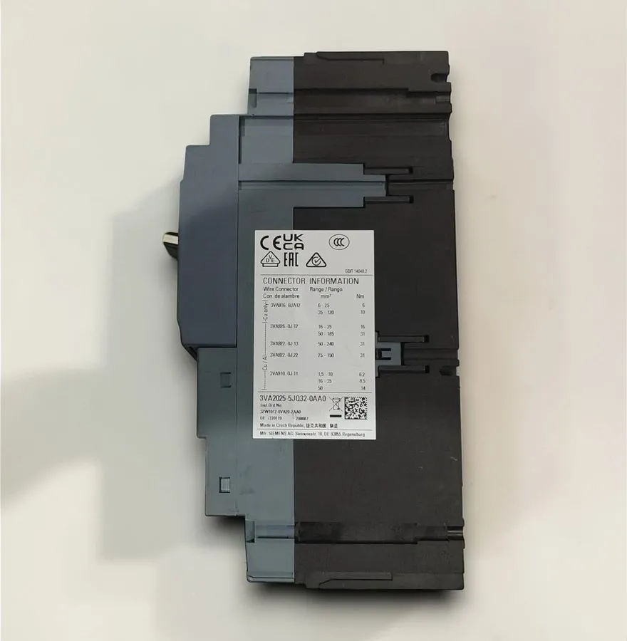 Автоматический выключатель SIEMENS 3VA2025-5JQ32-0AA0 CIRCUIT BREAKER 25A 440VAC
