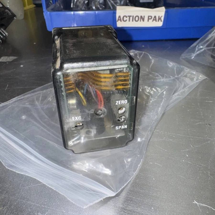 Преобразователь сигнала ACTION PAK 4251-203 Industrial Signal Conditioner AP4000 — фото лота 1