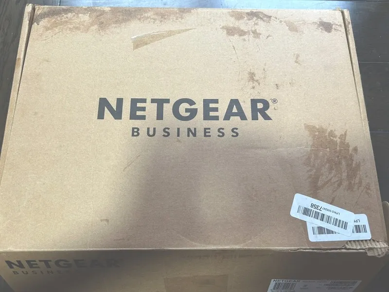 Коммутатор NETGEAR GS324P100NAS 24 Port Rack Mountable Ethernet Switch