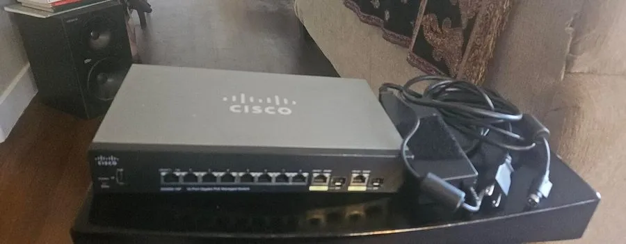 Коммутатор Cisco Systems SG350-10P / 10-Port Gigabit PoE Managed Switch