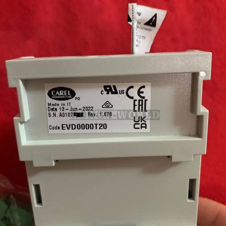 Контроллер CAREL EVD0000T20 Extended Valve Driver