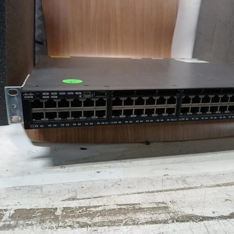 Коммутатор Cisco 3650 Series PoE+ 48 Port Switch, IP Base, WS-C3650-48PS — фото лота 1