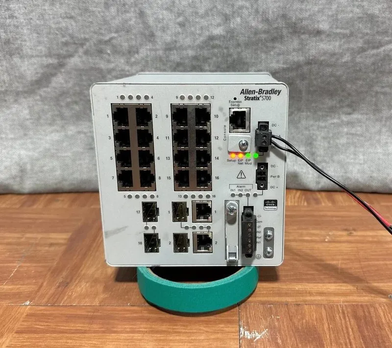 Коммутатор Brand Allen Bradley 1783-BMS20CGPK Stratix 5700 Ethernet Switch — фото лота 2