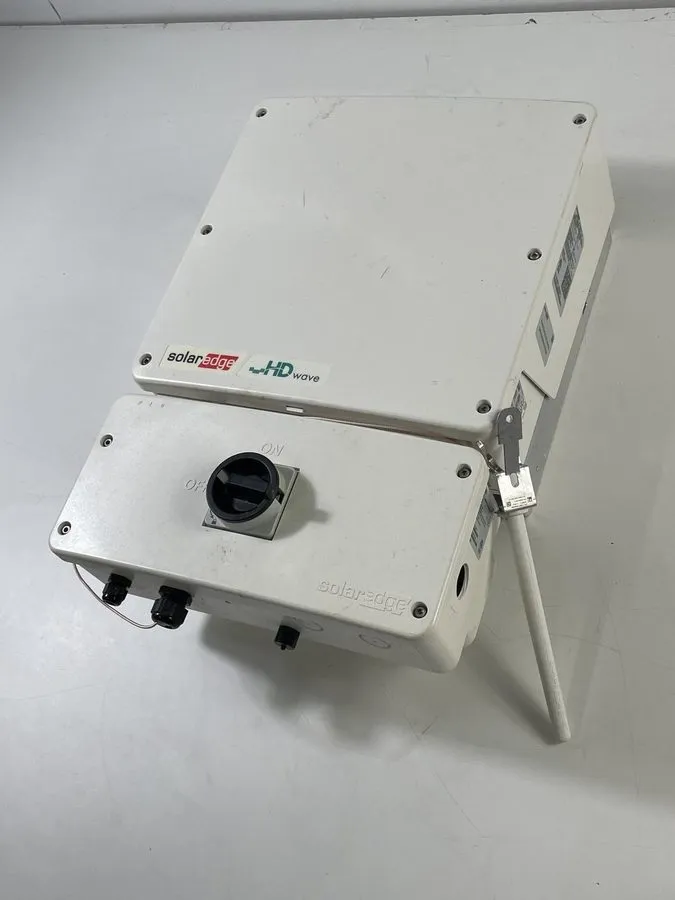 Инвертор SolarEdge SE10000H-US000BEU4 HD-Wave Single Phase Grid-Tie Inverter 100